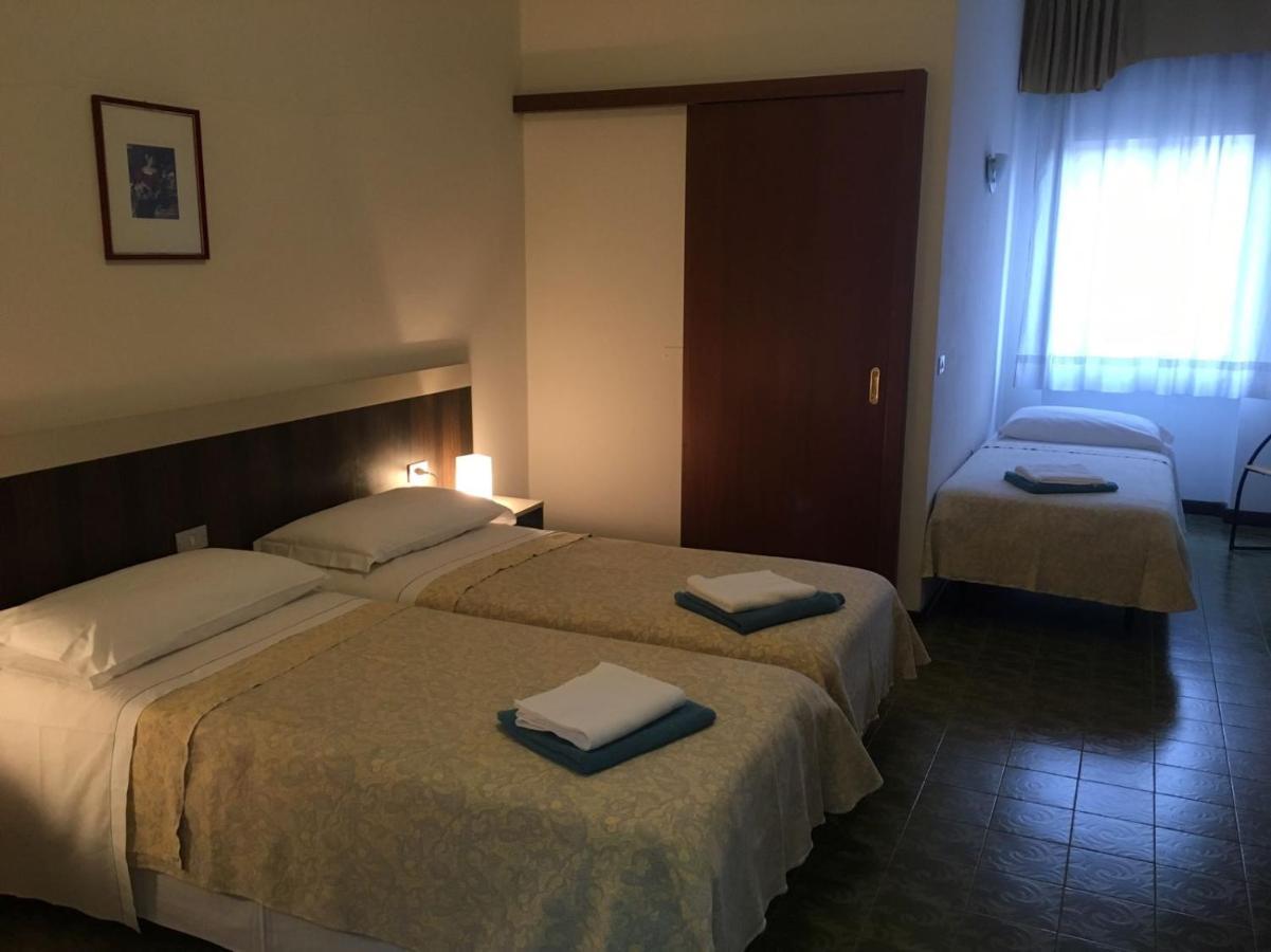 Hotel Centrale エステ エクステリア 写真