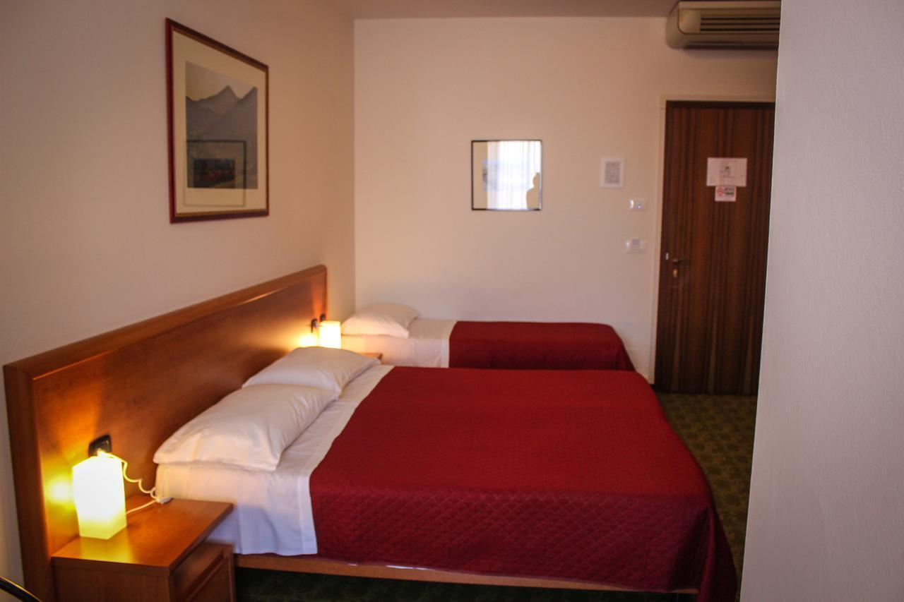 Hotel Centrale エステ エクステリア 写真