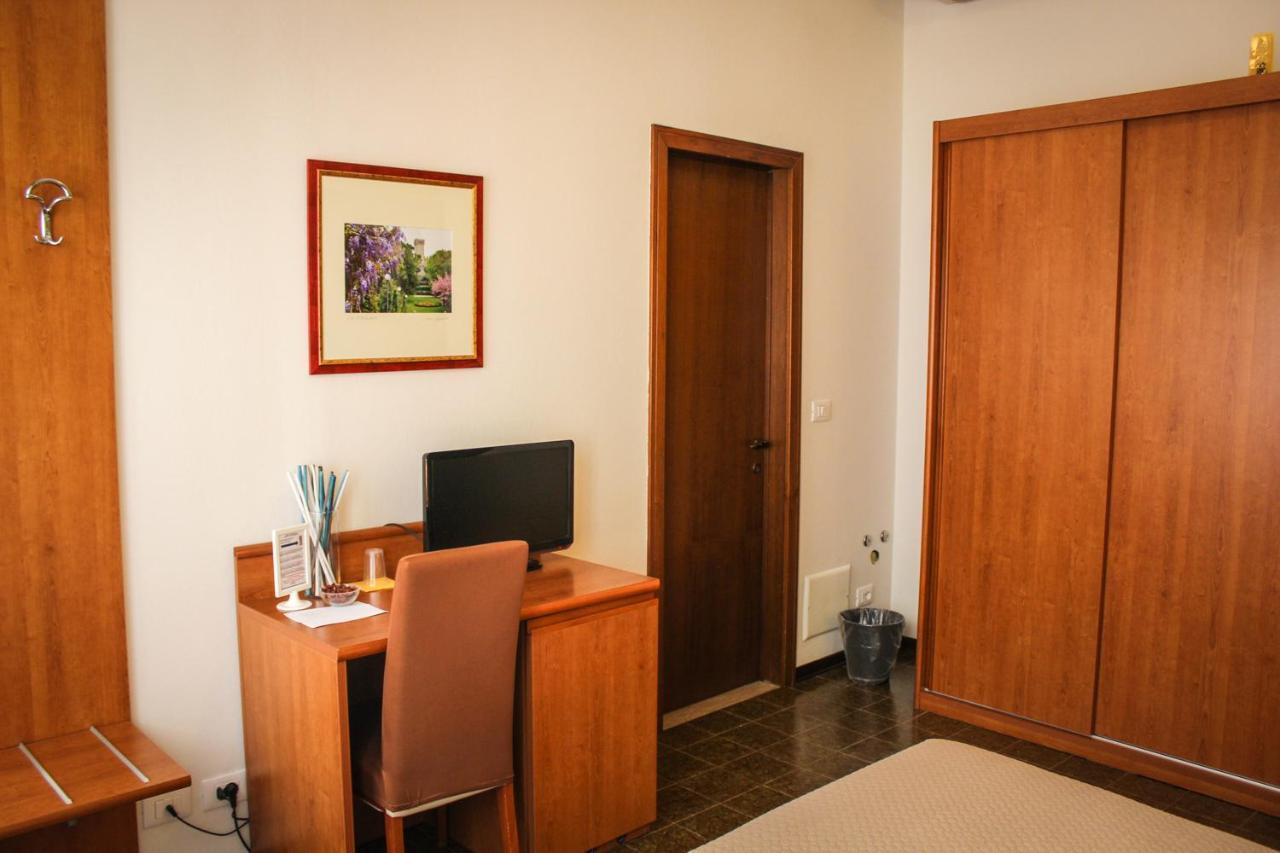 Hotel Centrale エステ エクステリア 写真